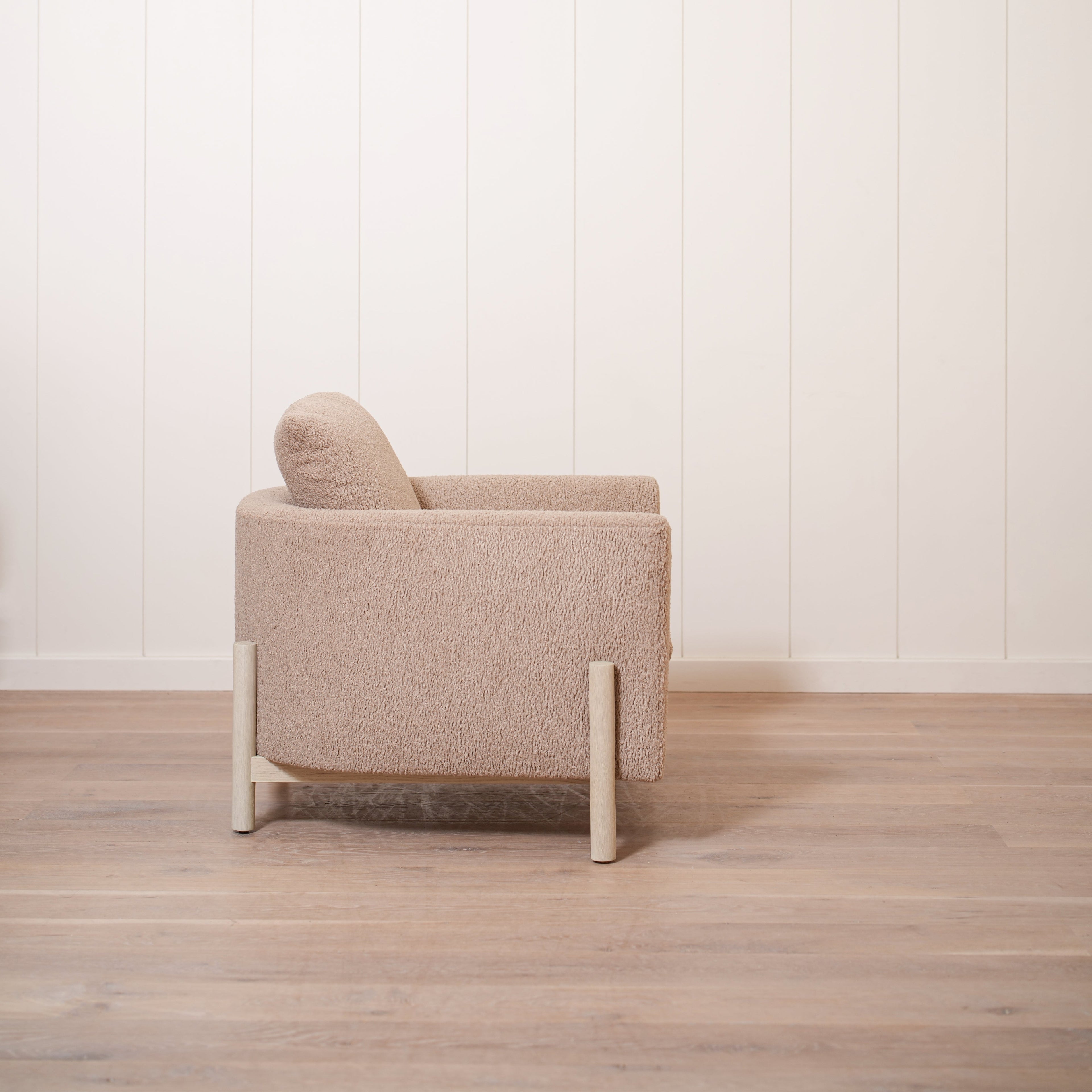 Chaise James M