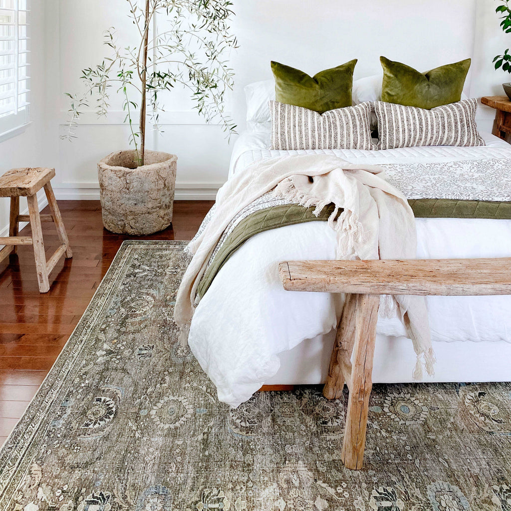 Alexander Home Isabelle Shabby Chic Vintage Distressed Printed Area Rug