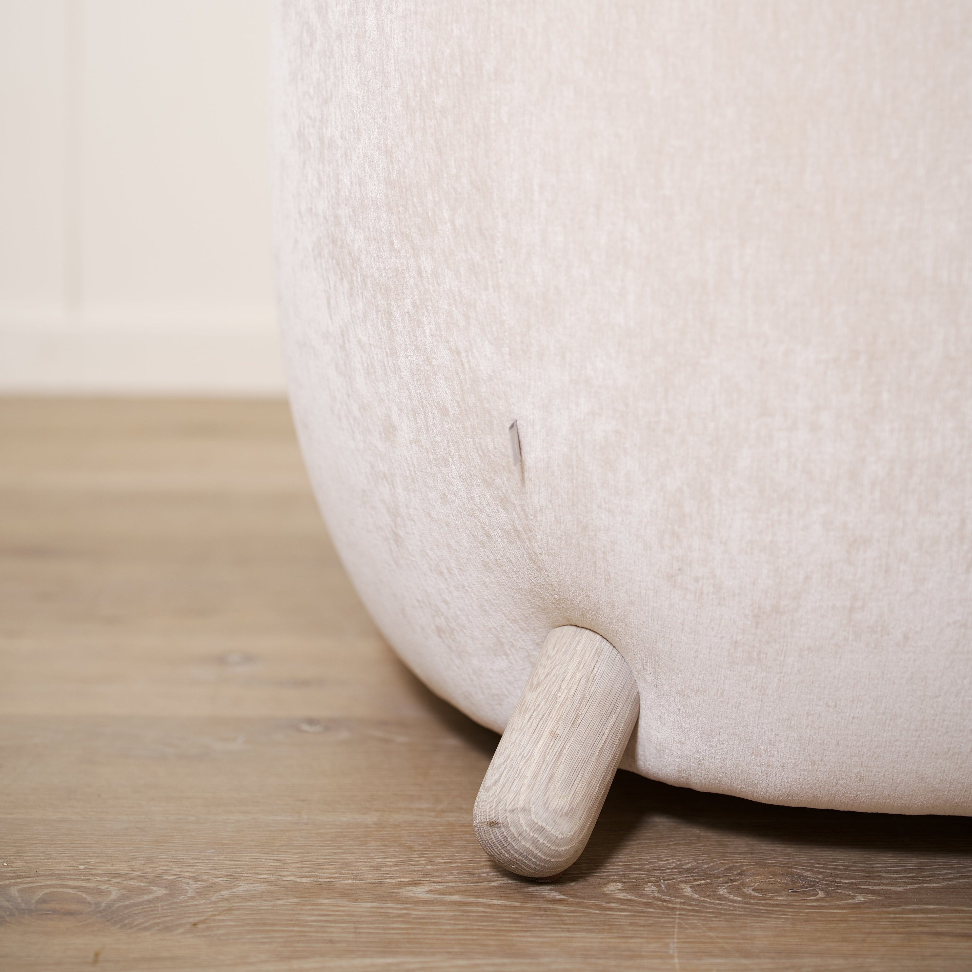 Chaise Cora