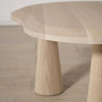 Table basse abstraite