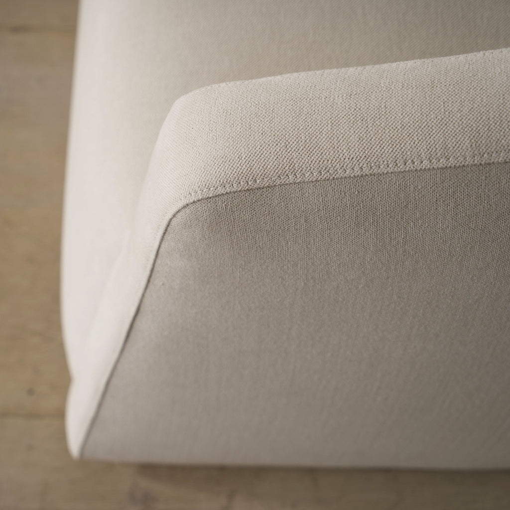 Chaise Griffith L