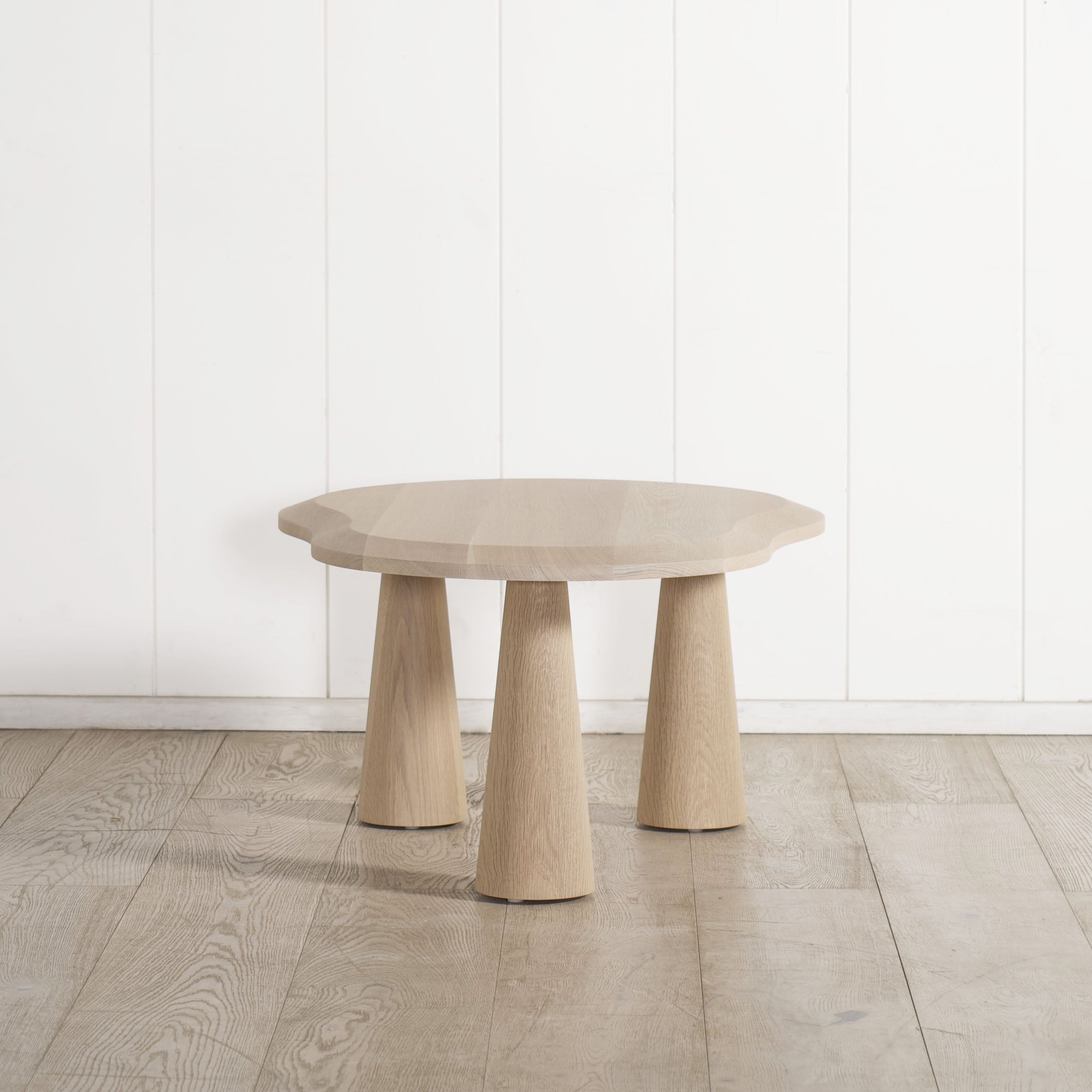 Table basse abstraite