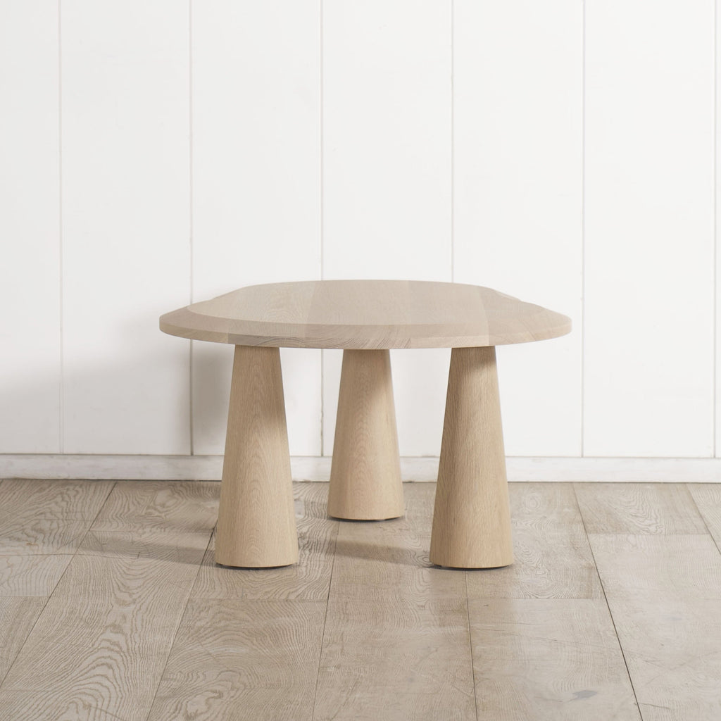 Table basse abstraite