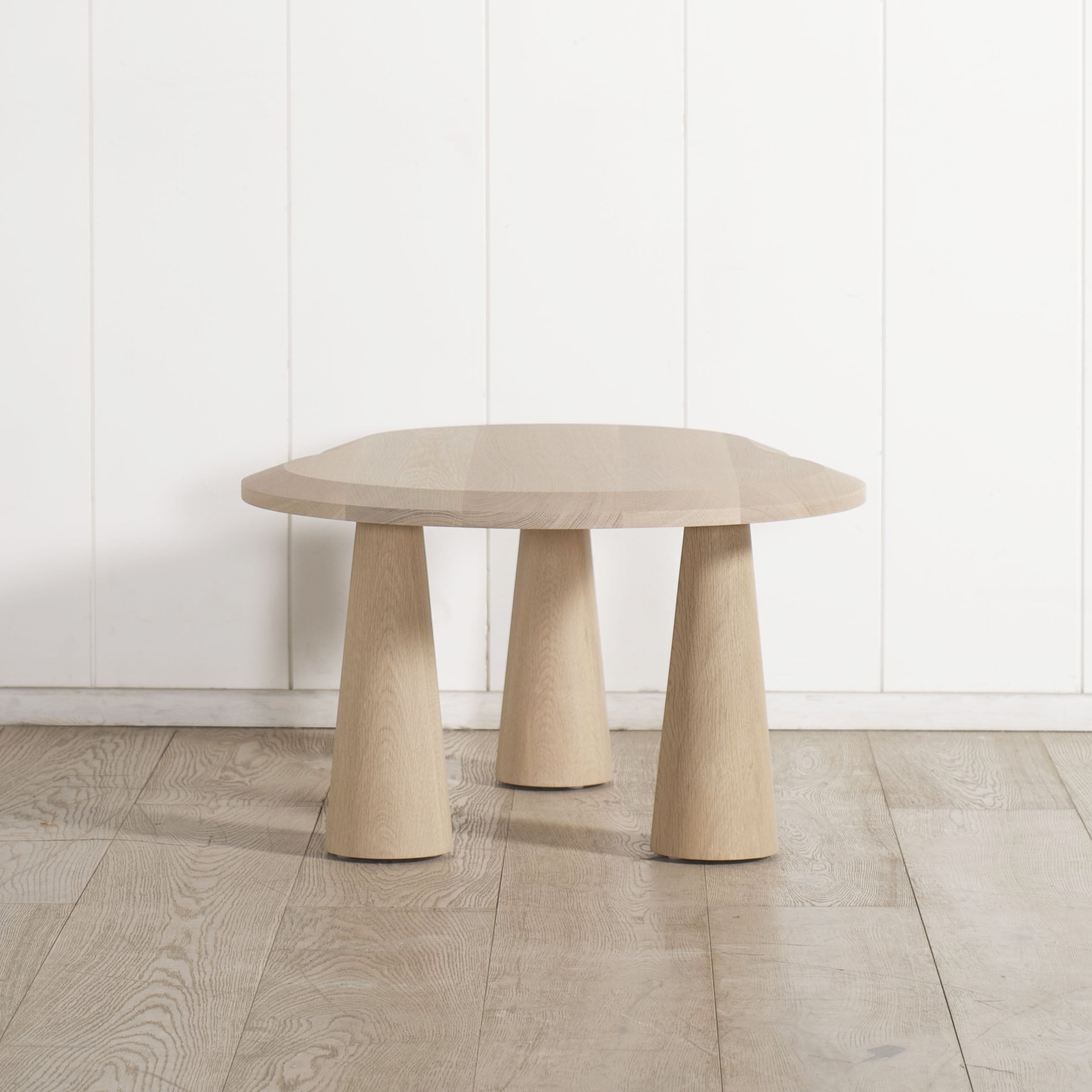 Table basse abstraite