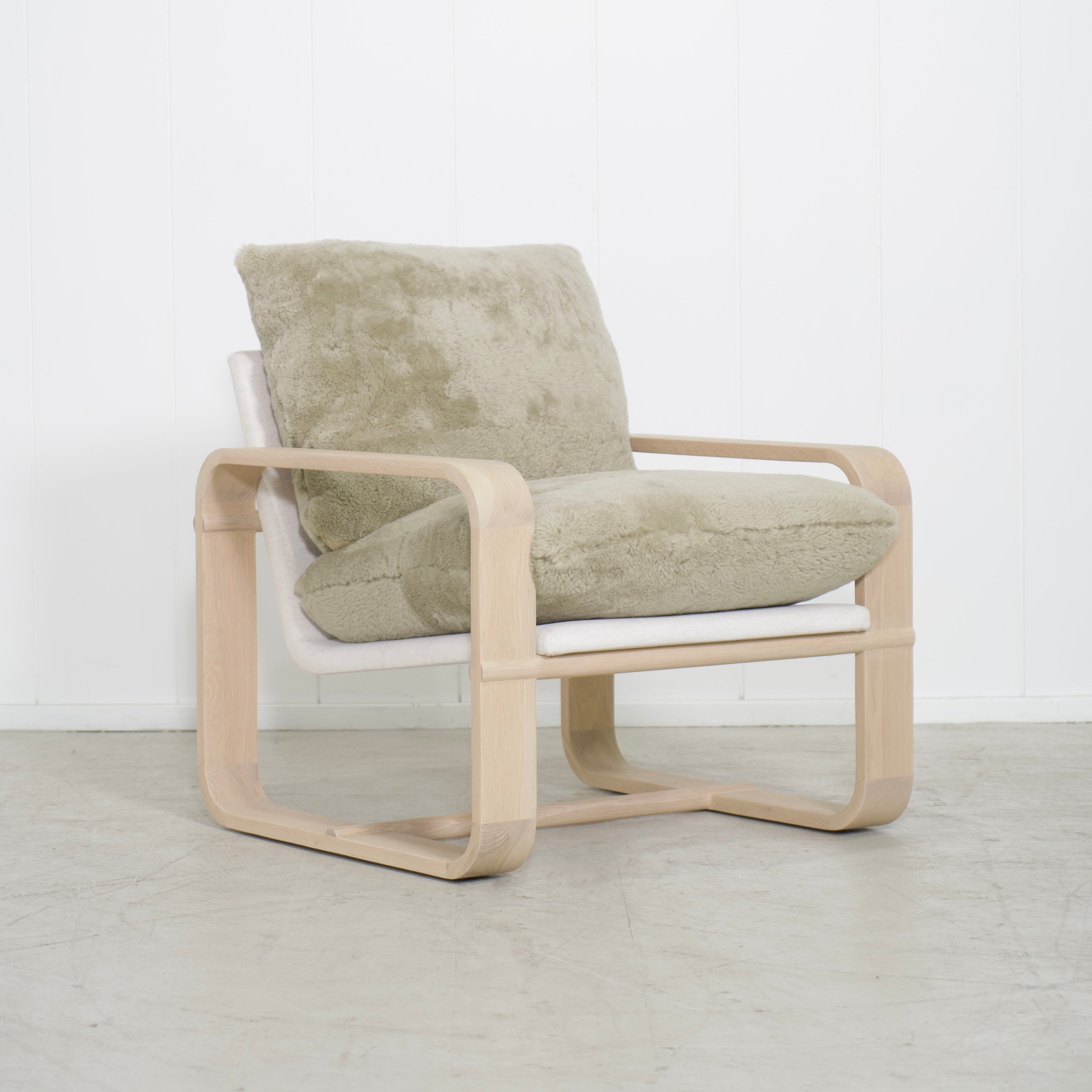 Chaise Blake