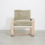 Chaise Blake