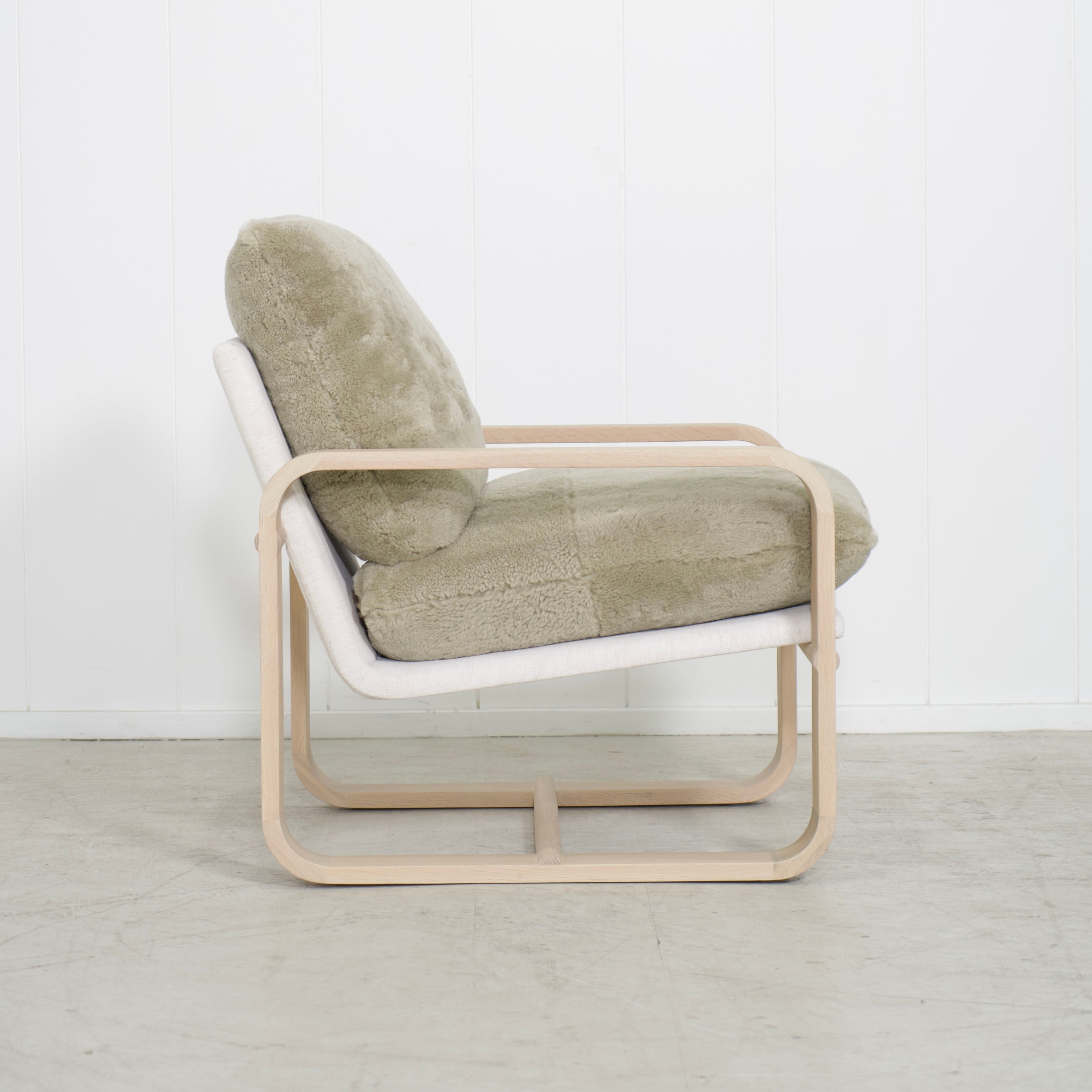 Chaise Blake
