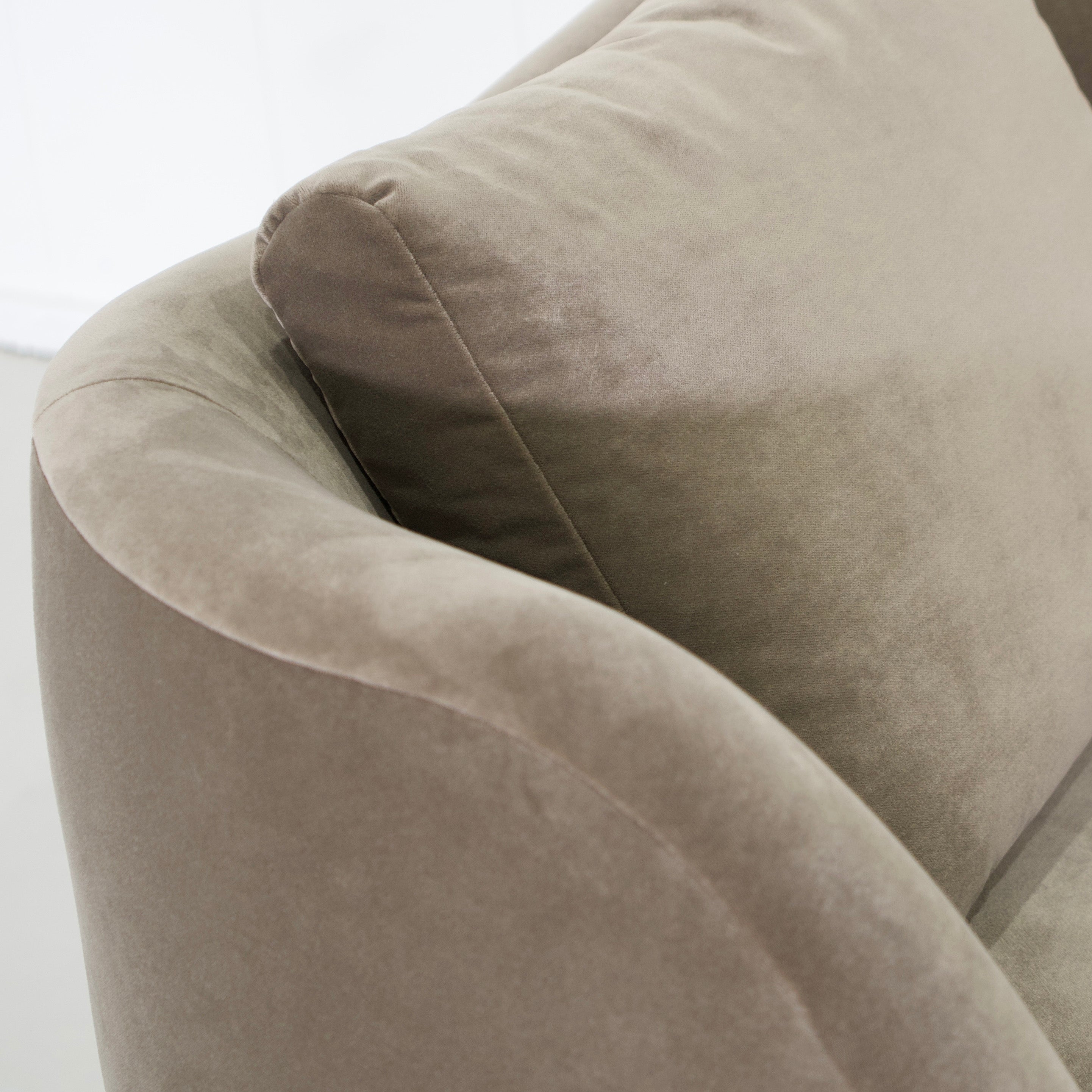 Chaise Cora