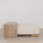Noé avec table et banc